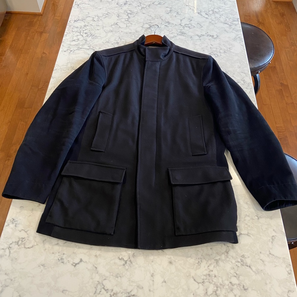 Men’s Tahari coat